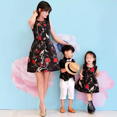 Spring new parent-child dress, a family of three, mother-daughter dress, embroidered jacquard, parent-child dress, sister and brother dress