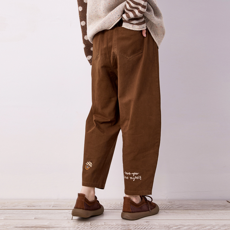 Qinian Original Acorn Embroidery Cotton Autumn Hot Cocoa Harem Pants for Slightly Chubby Plus Size, Banana Pants, Dad Pants, Scimitar Pants Qinian Original Acorn Embroidery Cotton Autumn Hot Cocoa Harem Pants for Slightly Chubby Plus Size, Banana Pants, Dad Pants, Scimitar Pants