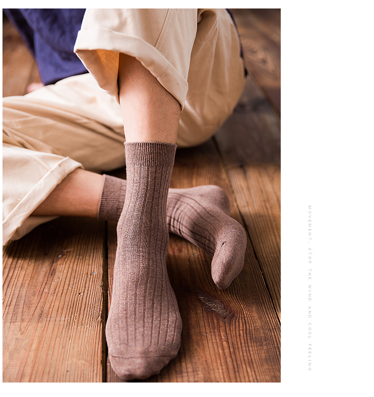 Vớ nam cotton ống khử mùi thấm mồ hôi màu đơn giản kinh doanh mùa thu đông mẫu phiên bản Hàn Quốc của bốn mùa vớ cotton đen tất hàn quốc