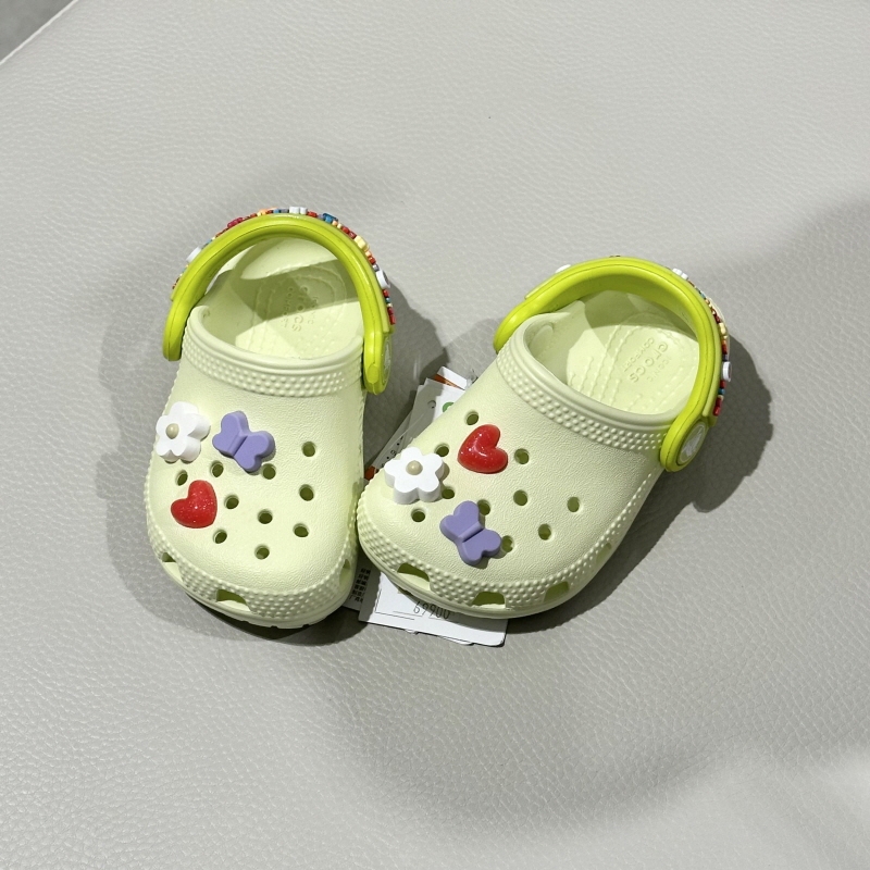 Crocs Kidsren's Casual Fashion Trendy Outdoor Beach Sandals Hole-In-The-Wall Slippers 211307 Crocs Kidsren's Casual Fashion Trendy Outdoor Beach Sandals Hole-In-The-Wall Slippers 211307