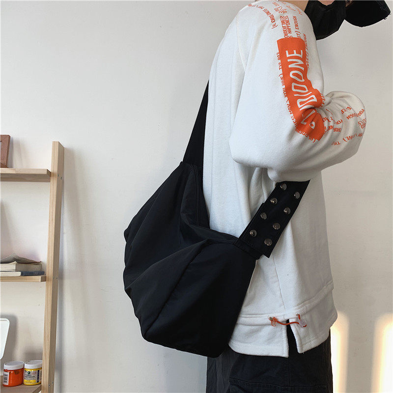 Boomers Inclined Satchel satchel Large capacity Postbag Single shoulder bag Men's rear Shoulder Bag Day of Fashion Functional Package College Students