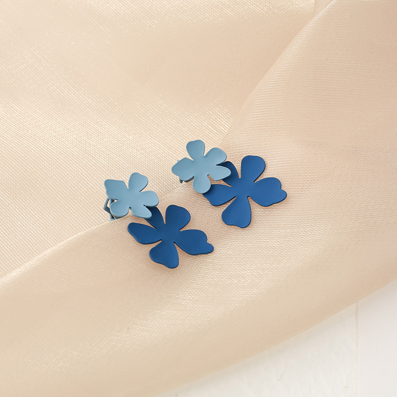 Healing blue flower earrings temperament high-end sweet earrings 2021 new trendy earrings without pierced ear clips