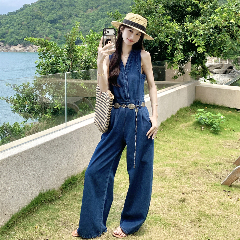 French-Style Retro Navy Blue Denim Sleeveless Wide-Leg Jumpsuit for Women, Summer Slim-Fit Long Korean-Style Romper for Petite Figures