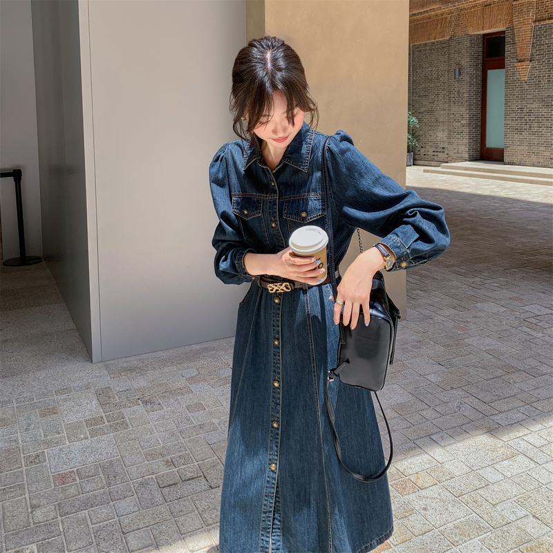 Hong Kong Style Retro Blue Denim Dress for Women, Mid-Length, 2026 Spring New Style, Waist-Cinching, Slimming, Long-Sleeved Shirt Dress