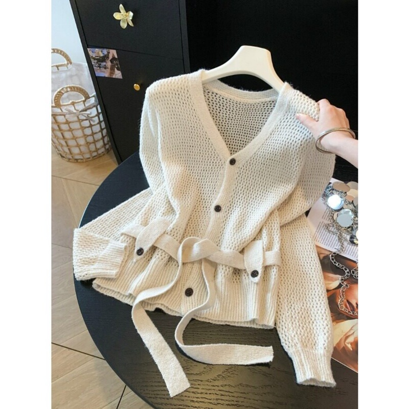 Korean-Style V-Neck Hollow-Out Long-Sleeve Knit Cardigan for Women, 2026 Autumn Season, Tie-Waist Sweater, Petite-Friendly Top Korean-Style V-Neck Hollow-Out Long-Sleeve Knit Cardigan for Women, 2026 Autumn Season, Tie-Waist Sweater, Petite-Friendly Top