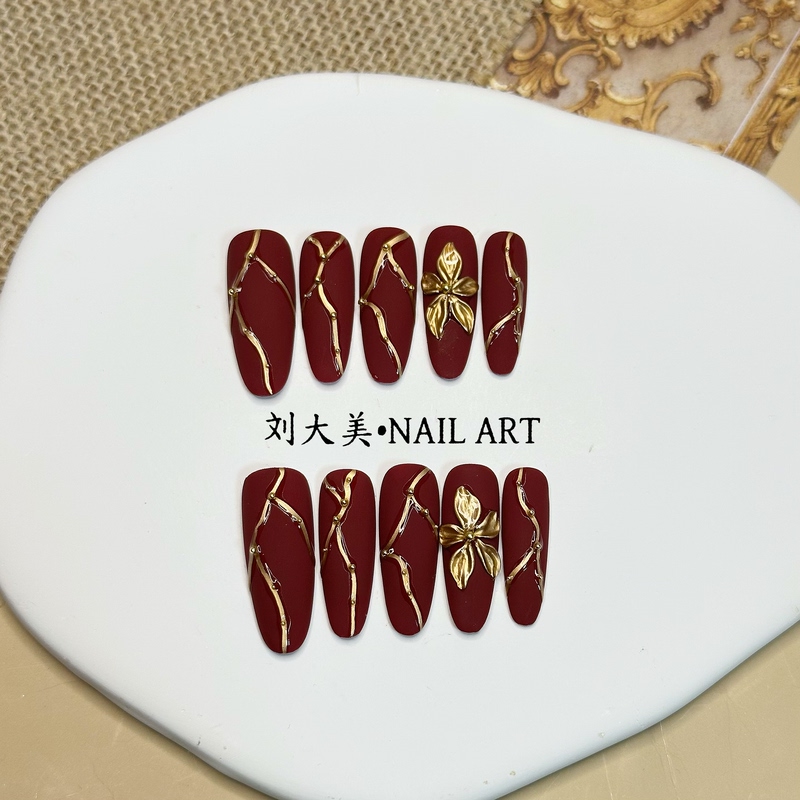 Liu Damei 【Red Gold】Hand-Painted Elegant and Fashionable Red Gold Flower Design That Enhances Complexion ins Style Pure Handmade Wearable Nail Art