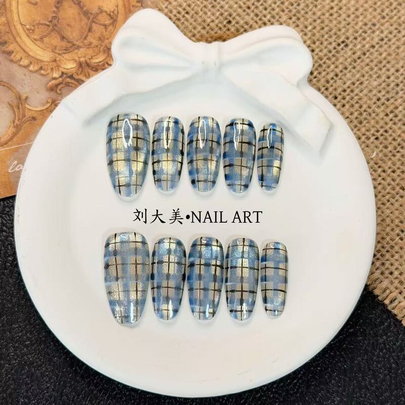 Liu Damei【Scottish Dance】Hand-Painted Exquisite Blue Plaid Cat-Eye Brightening Commuter-Ready Finished Nail Art