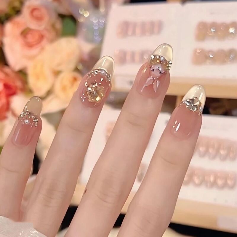 Golden Sparkling Cat-Eye French-Style Cute Little Rabbit with Rhinestones and Faux Pearls, Bow Embellishment, Brightening and Elegant Nail Art