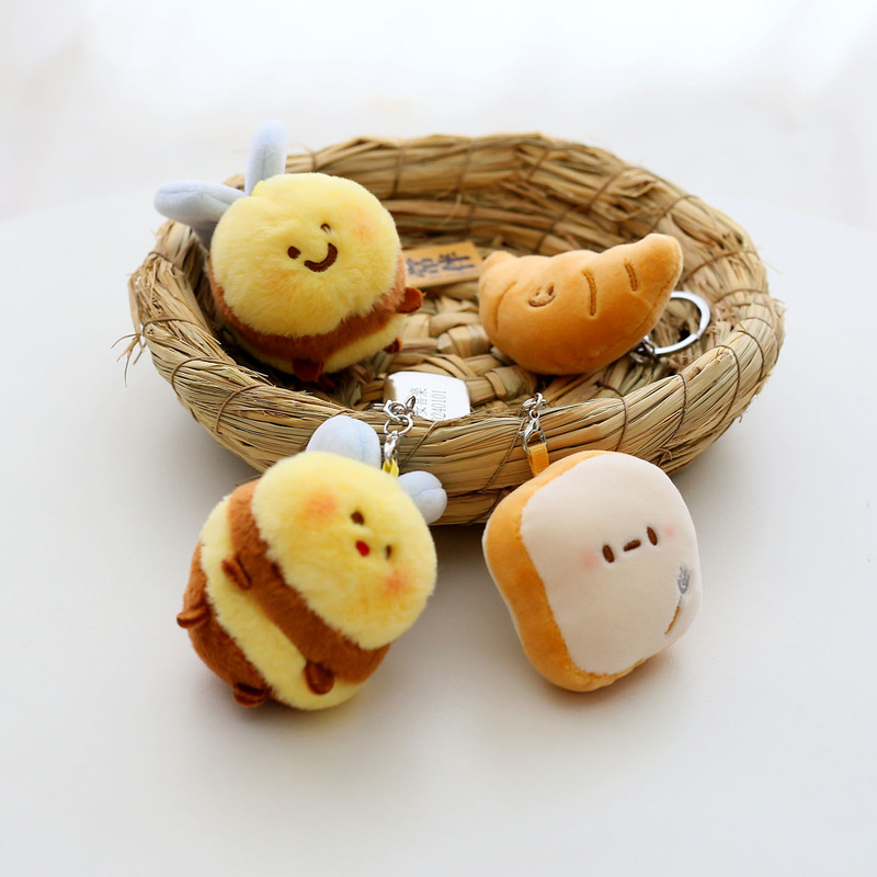 Authentic Little Bee Cp Keychain Plush Toast Bee Croissant Doll Couple Backpack Pendant Gift Ornament