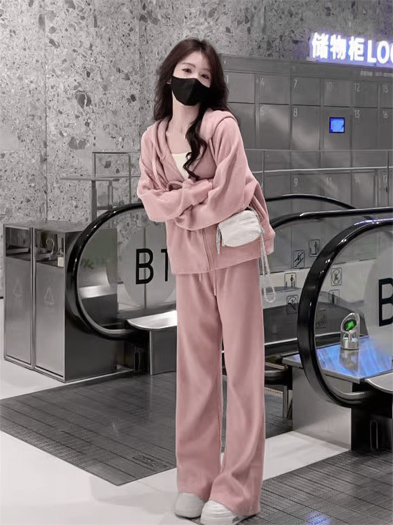 Стильные костюмы 2024新款女韩奶系穿搭早春卫衣运动套装初春小个子茶系穿搭一整套