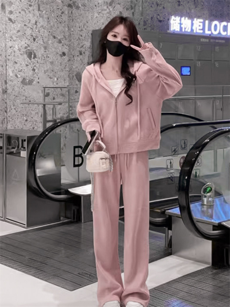 Стильные костюмы 2024新款女韩奶系穿搭早春卫衣运动套装初春小个子茶系穿搭一整套
