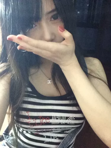 FF23-QQ Love Stripes Hot Drill Guitar Letter Cotton Lev