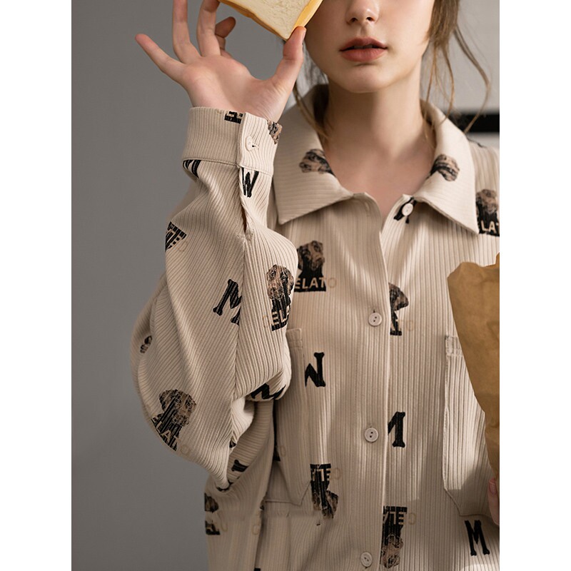 Cute cartoon ~ again to find a good reason for the Lai bed S F Elizaba pure cotton pyjamas woman for spring and autumn