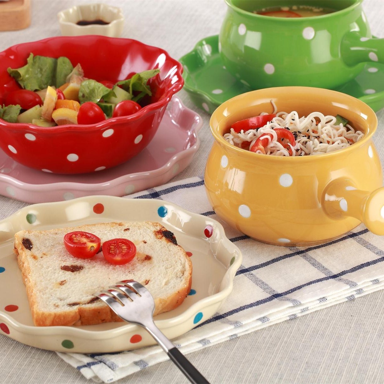 Polka bộ đồ ăn đặt món ăn nhà bộ bát salad ăn sáng bát ngũ cốc bát món ăn tấm baking bát món ăn Phương Tây