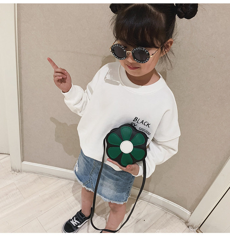 Сумка 女童包包儿童斜挎包2023新款可爱公主小挎包小女孩包包花朵时尚包 Warm cloth