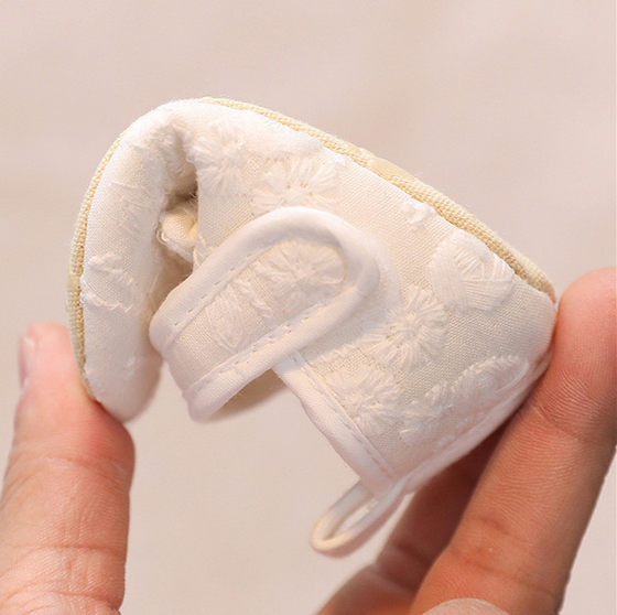 婴儿鞋女宝宝布鞋春夏0-1岁蝴蝶结公主鞋步前鞋纯棉新生婴儿鞋子2