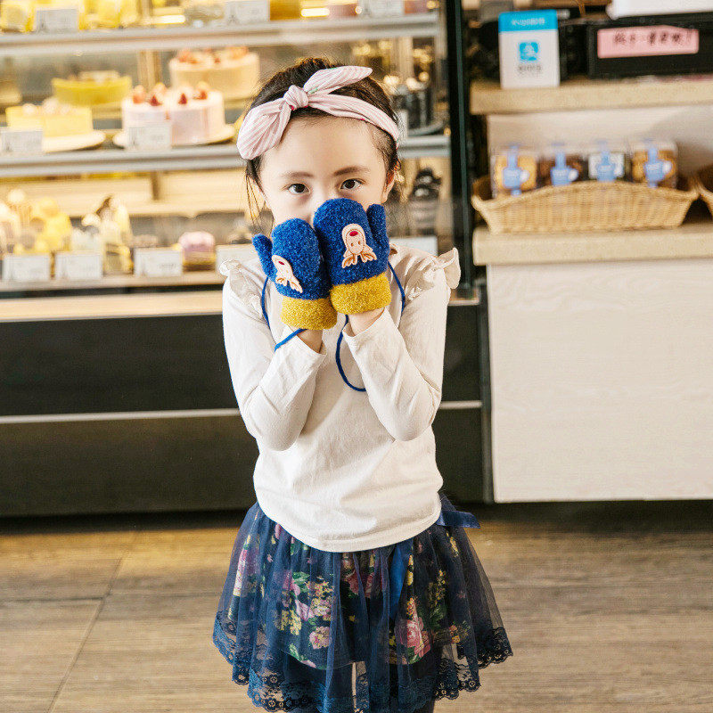 Зимние детские милые утепленные удерживающие тепло перчатки для мальчиков и девочек 