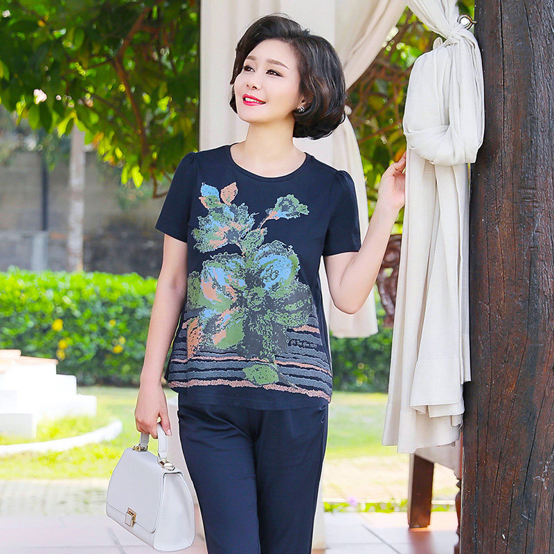 韩都衣舍旗下 De quanna 迪葵纳 19年夏季新款 中老年女士短袖上衣九分裤套装 WQ8305 天猫优惠券折后￥79包邮（￥129-50）4XL超大码可选