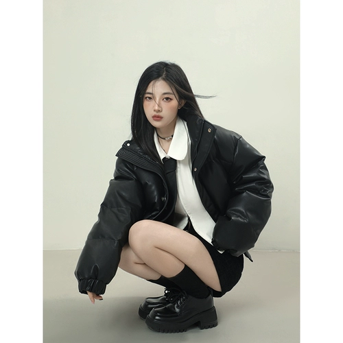 Короткий сексуальный пуховик, куртка