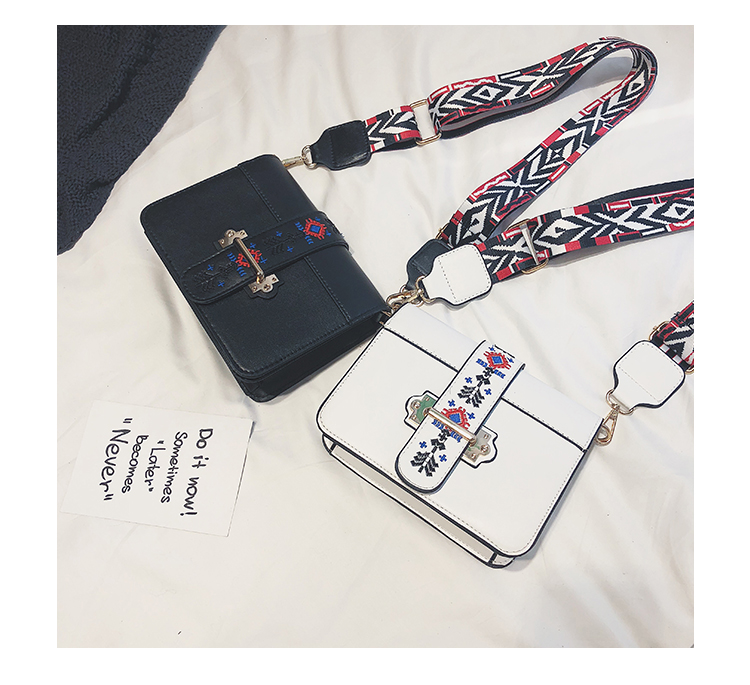 Fairy bag 2021 new Korean versatile messenger bag autumn winter wide shoulder strap new one shoulder chain bag