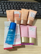 Small and medium samples with standard are suitable for personal use with good cost performance. Blue bottle moisturizing essence day cream and night cream 15ml