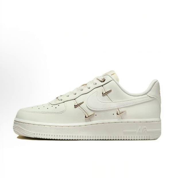 Nike Air Force 1 Mini Gold Wear-Resistant Low-Top Sneakers for Women Nike Air Force 1 Mini Gold Wear-Resistant Low-Top Sneakers for Women