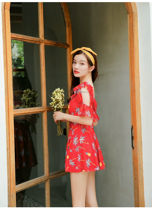 Áo tắm nữ bảo thủ che bụng mỏng góc phẳng tụ tập váy một mảnh đen đỏ Hàn Quốc bong bóng bơi suối nước nóng - Bộ đồ bơi One Piece đồ bơi liền thân dài tay