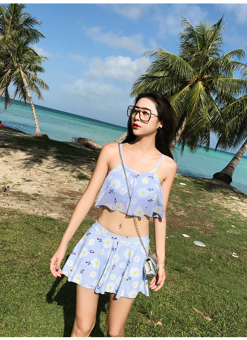 Áo tắm nữ kiểu váy xẻ góc phẳng mỏng ngực nhỏ tụ tập sinh viên Hàn Quốc bong bóng mùa xuân nóng hè nhỏ áo tắm tươi - Bộ đồ bơi hai mảnh bộ đồ bơi nữ 2 mảnh	