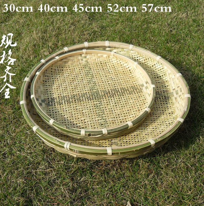 Handmade bamboo woven bamboo sieve dustpan with hole rice sieve Painting decorative bamboo plaque Environmental protection bamboo basket 
