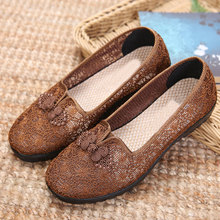 春夏季新款中老年人妈妈软底鞋