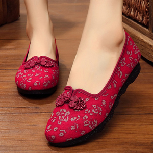 春夏新款老北京布鞋妈妈绣花鞋