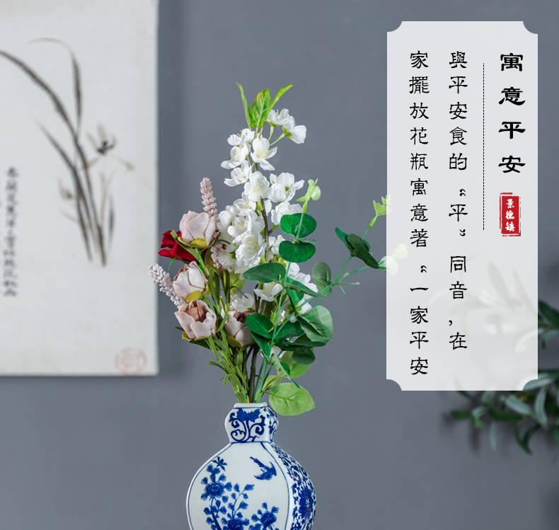 New classical Chinese blue and white ceramics antique vase furnishing articles rich ancient frame wine home sitting room decoration