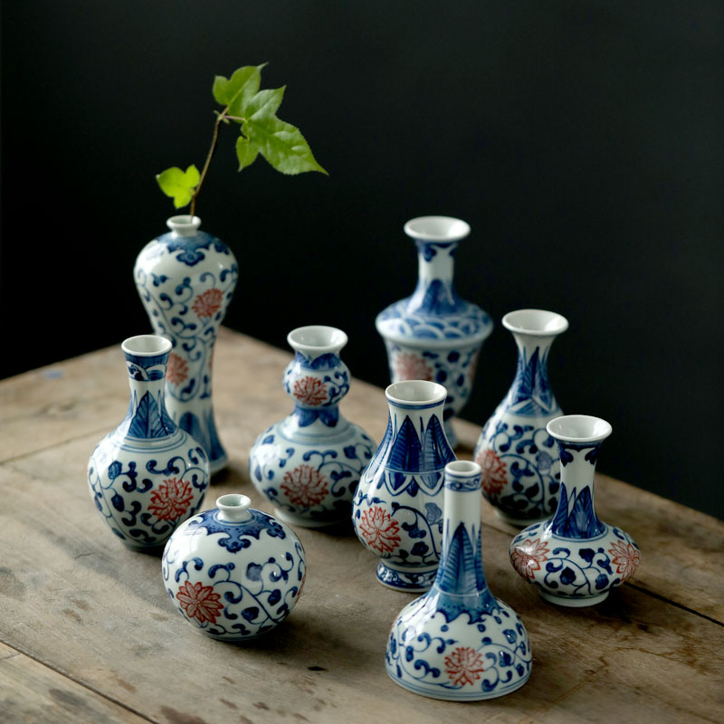 Jingdezhen ceramics antique blue - and - white hand - made mini floret bottle of flower tea hydroponic creative rich ancient frame furnishing articles