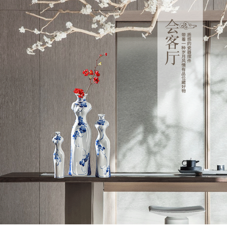 High temperature hydroponic ceramic vase cheongsam of jingdezhen blue and white porcelain vase qipao cheongsam vase classical Ming and the qing dynasty vase