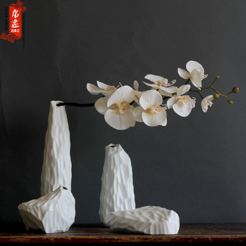 Hillshade manual creative ceramic flower implement new Chinese style flowers in black/white soft outfit flower arrangement sitting room adornment is placed