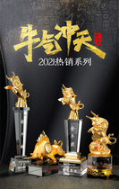 Bull Turns Dry Kun Creativity Custom Crystal Set Making Medal Metal Annual Conference Awards Red Honor Bull Year Glazed Trophy