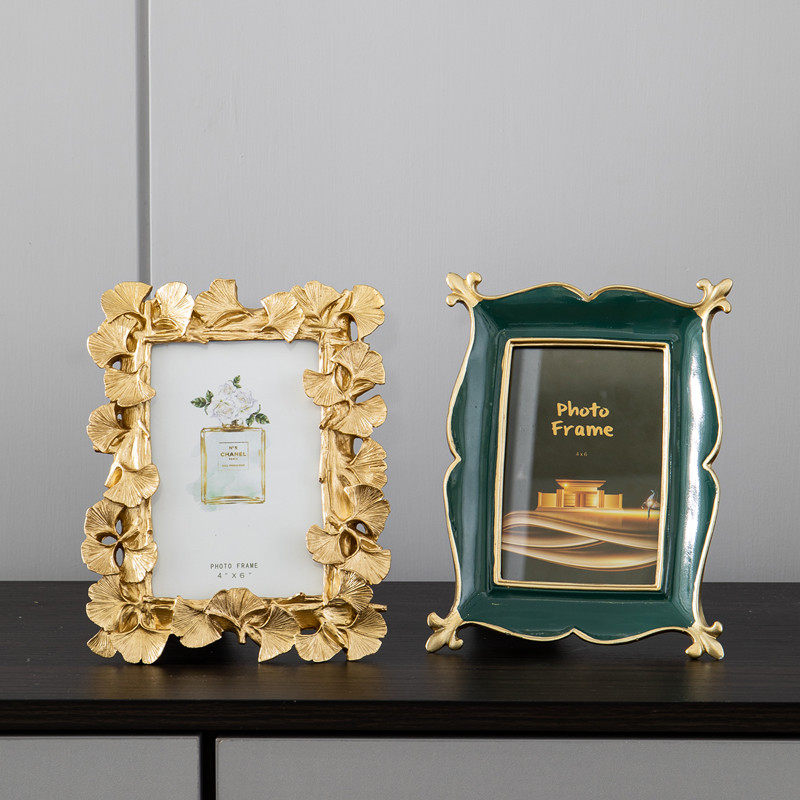 Retro photo frame Pendulum Table American 6 Inch 7 Inch Bedroom Bed Head Cabinet Photo Frame Home Soft Decoration Creative Pendulum