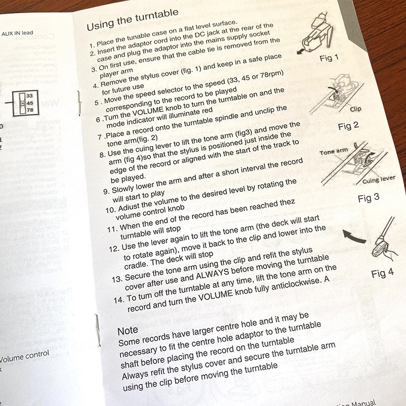 Виниловый проигрыватель 装逼送礼利器！出老美覆古黑胶唱片机3速内置立体声扬声手提箱