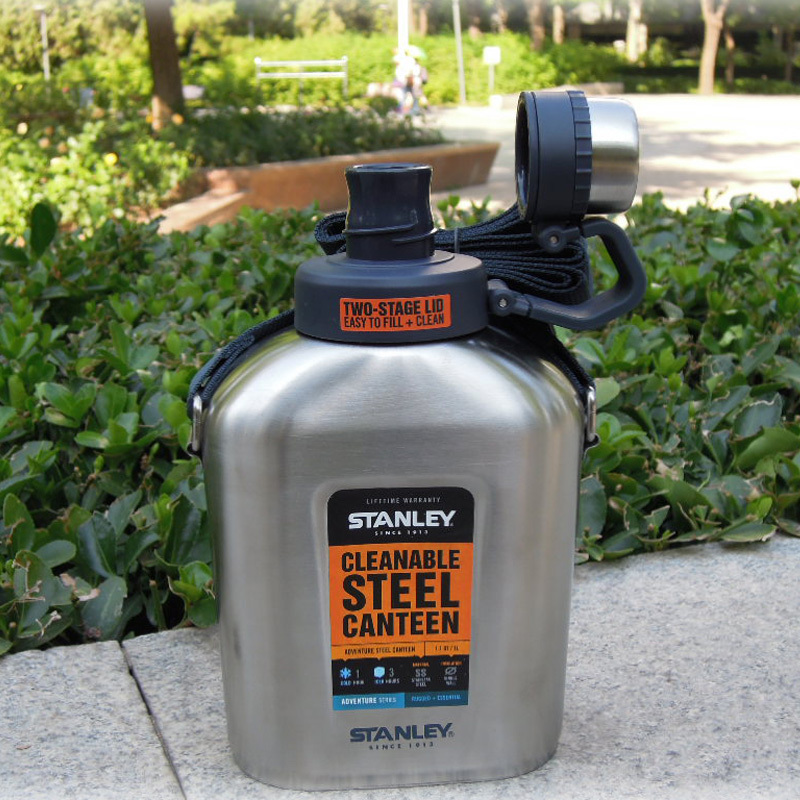Clearance Sale Stanley Stainless Steel Kettle Outdoor Large Capacity Water Cup Student Portable Leak-Proof Hiking Kettle 1L Clearance Sale Stanley Stainless Steel Kettle Outdoor Large Capacity Water Cup Student Portable Leak-Proof Hiking Kettle 1L
