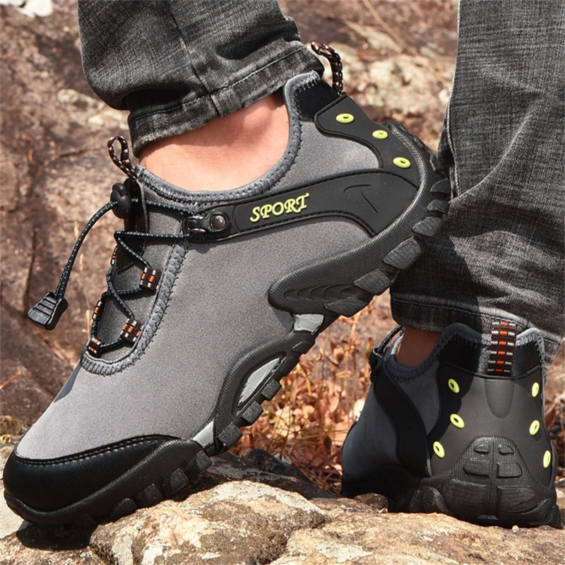 Lotte Climbing Shoes Men's Autumn Winter Soft Bottom Outdoor Casual Shoes Waterproof Non-slip Middle-aged Dad Shoes Light Tourist Shoes