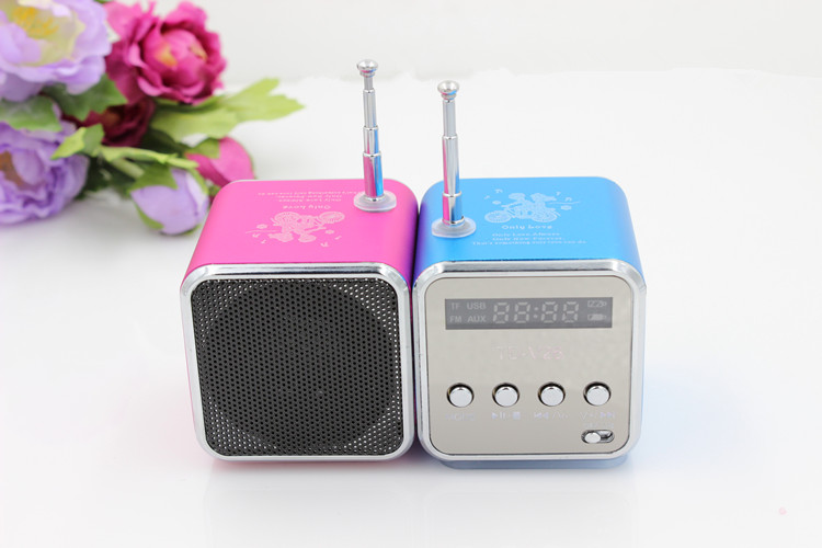máy nghe nhạc nhỏ gọn TD-V26 thẻ loa đài U đĩa di động mini stereo Walkman mp3 loa siêu trầm điện thoại di động 	máy nghe nhạc ghi âm sony icd-ux560f