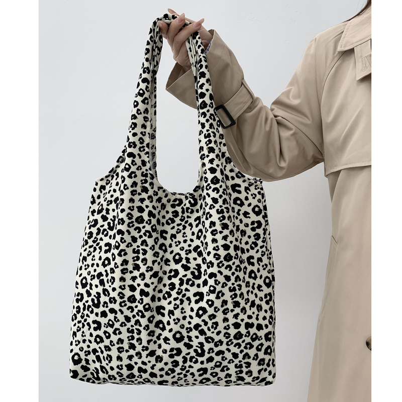 2026 New Korean Style ins Large-Capacity Leopard Print Fashionable Everyday Commuting Versatile Single-Shoulder Canvas Bag