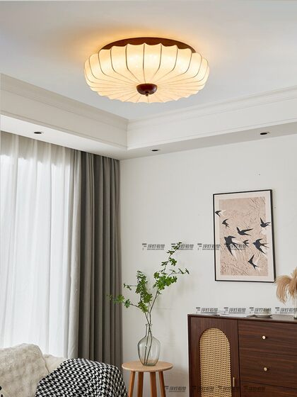 French-Style Vintage Fabric Print Bedroom Ceiling Lamp, Retro Wabi-Sabi Style Living Room Study Solid Wood Southeast Asian Style Master Bedroom Lamp