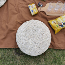 Straw-woven thickened round bushel cushion ground tatami to take a seat Baifo Zen meditation Floating Window Fields Garden Grass Mat to sit mound