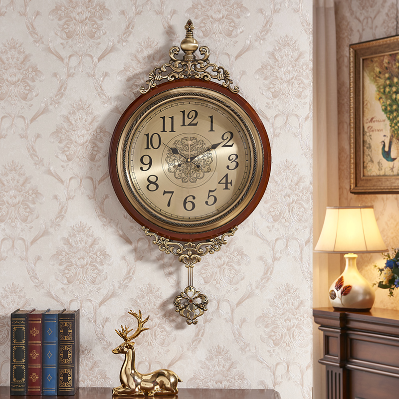 European vintage wall clock living room solid wood clock American restaurant art clock home modern simple atmosphere hanging watch