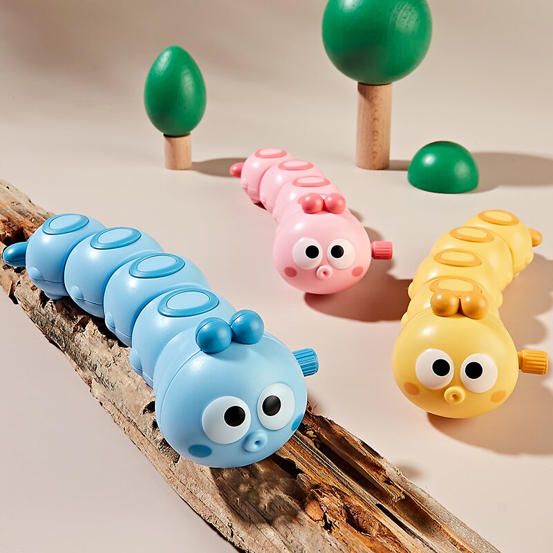 Wind-up caterpillars can move and run small animals baby on the chain up the strength crawling on the string children's net red small toy