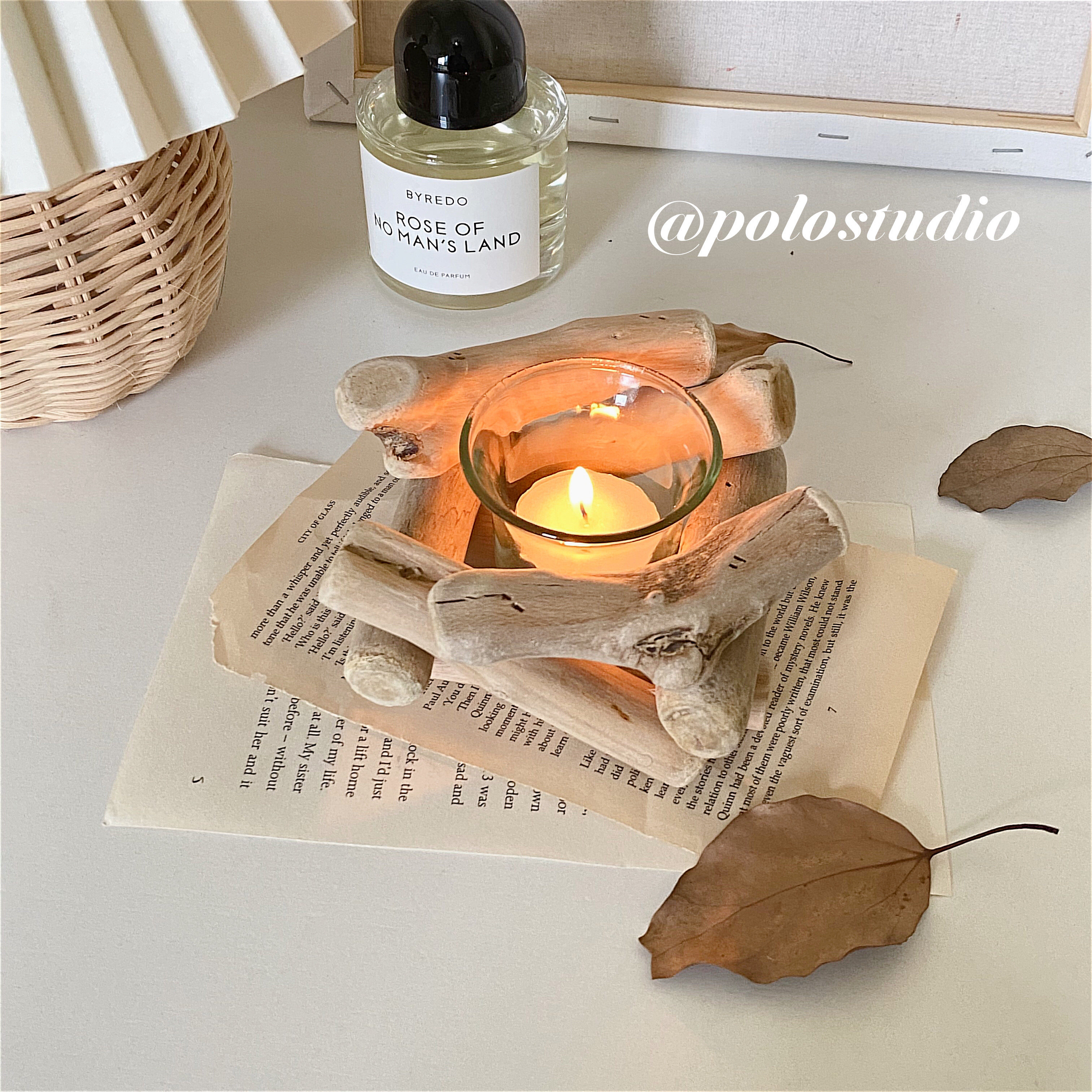 ins same retro nostalgic rafting wood candlestick home pendulum wax candlestick natural trunks Nordic romantic decorations