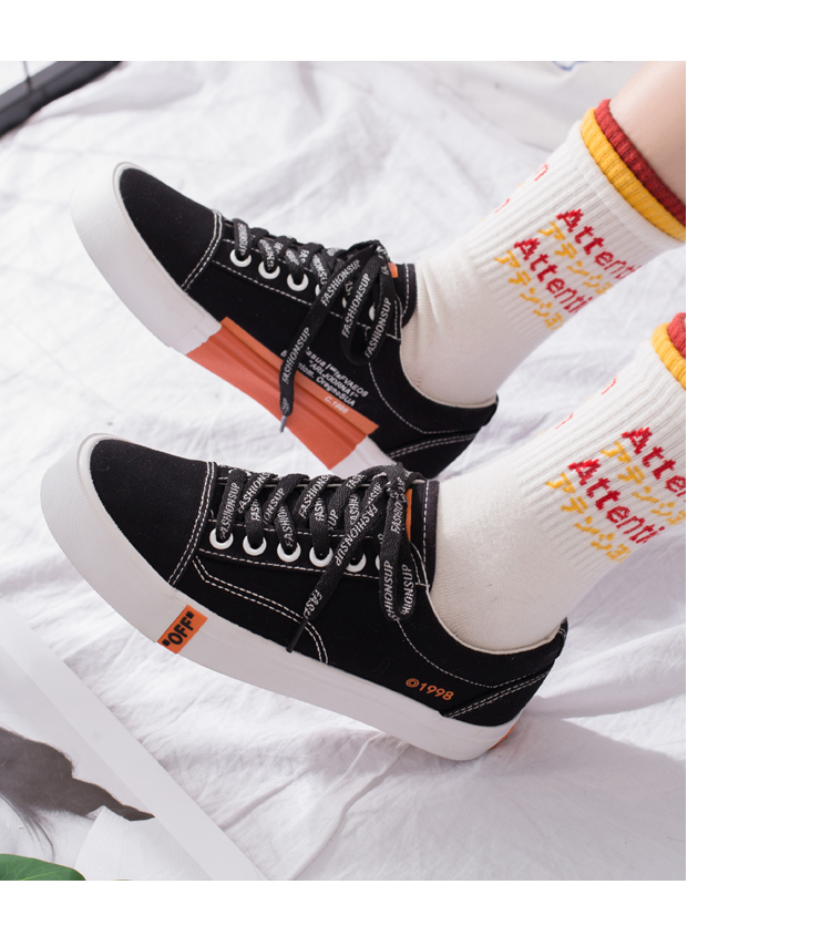 Giày vải nữ sinh viên phiên bản Hàn Quốc của giày trắng Harajuku ulzzang super fire chic giày in port gió giày giày thể thao nữ 2021