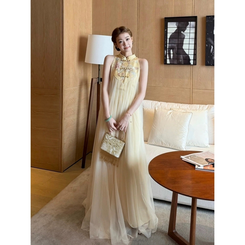 New Chinese-Style Sleeveless Cheongsam Dress for Women, Summer Design, Slimming, Backless, Embroidered Mesh Tank Top Long Dress New Chinese-Style Sleeveless Cheongsam Dress for Women, Summer Design, Slimming, Backless, Embroidered Mesh Tank Top Long Dress