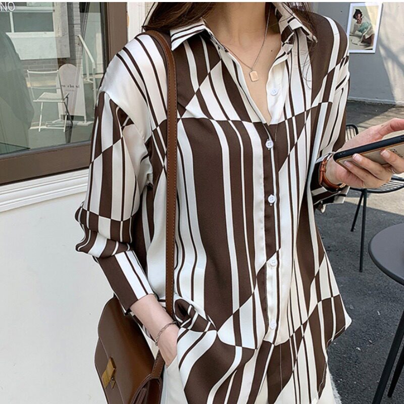 Hong Kong style chiffon shirt top women's summer new large size fat mm220 catties loose design sense niche professional shirt